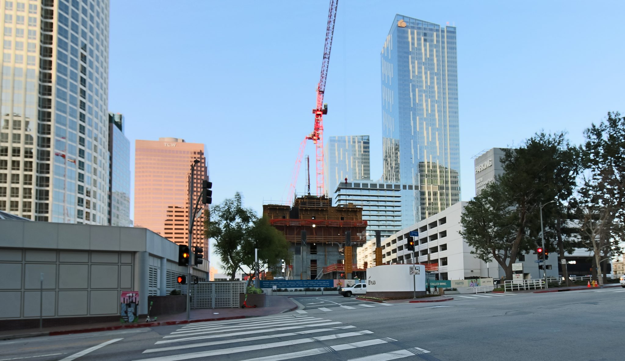 755 South Figueroa Begins Rising in Downtown Los Angeles - LA YIMBY