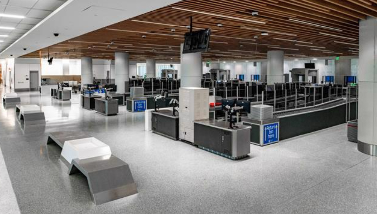 Terminal 2. Photo via LAWA. 