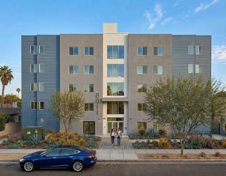 8811 Reading Avenue